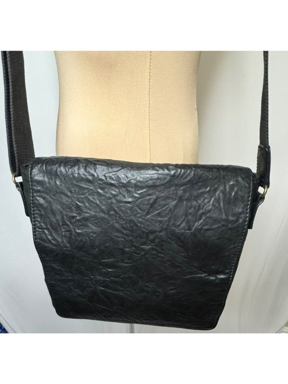 HIDESIGN Genuine Leather Messenger Bag Black Crossbody Tablet Work Bag